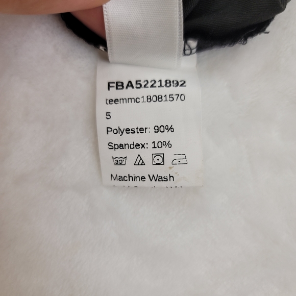 One Shoulder Black Crop Top - Picture 5 of 5